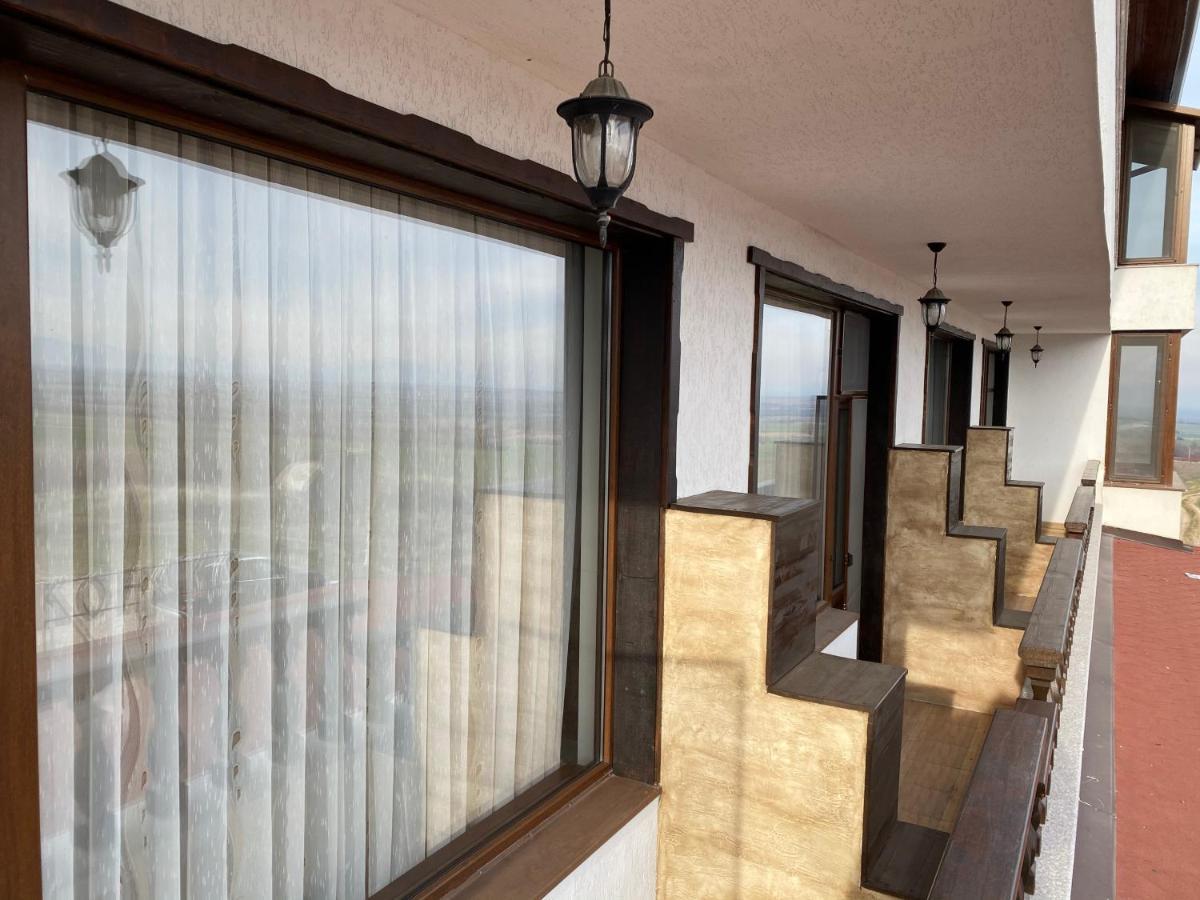 Семеен Хотел Конака Assenowgrad Exterior foto